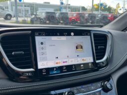 
 Chrysler Pacifica full									