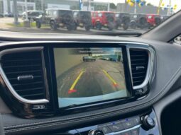 
 Chrysler Pacifica full									