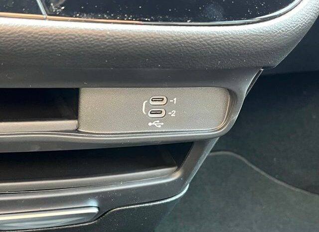 
 Chrysler Pacifica full									