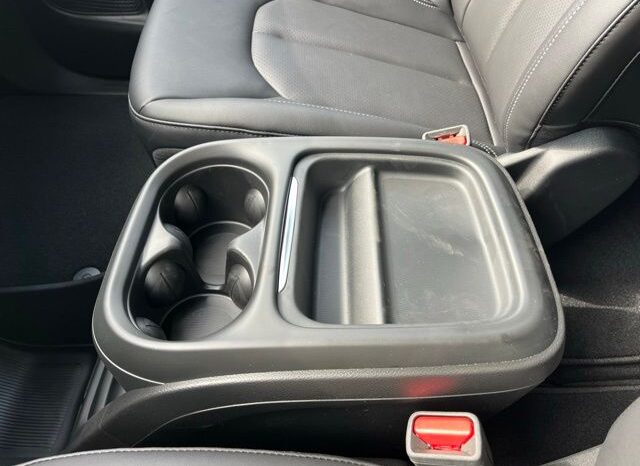 
 Chrysler Pacifica full									
