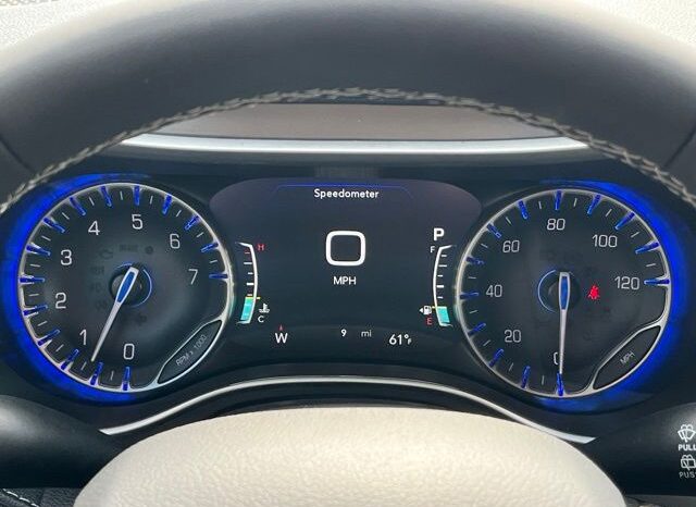 
 Chrysler Pacifica full									