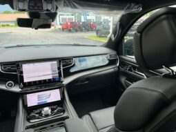 
 Jeep Grand Wagoneer full									