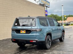 
 Jeep Grand Wagoneer full									