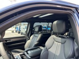 
 Jeep Grand Wagoneer full									