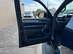 
 Jeep Grand Wagoneer full									