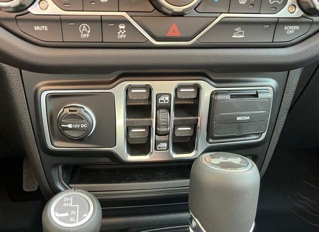 
 Jeep Wrangler full									