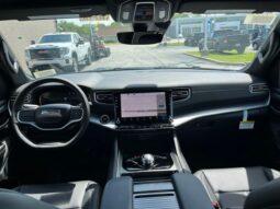 Jeep Grand Wagoneer full
