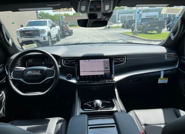 
 Jeep Grand Wagoneer full									