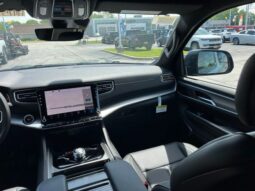 Jeep Grand Wagoneer full
