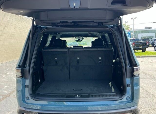
 Jeep Grand Wagoneer full									