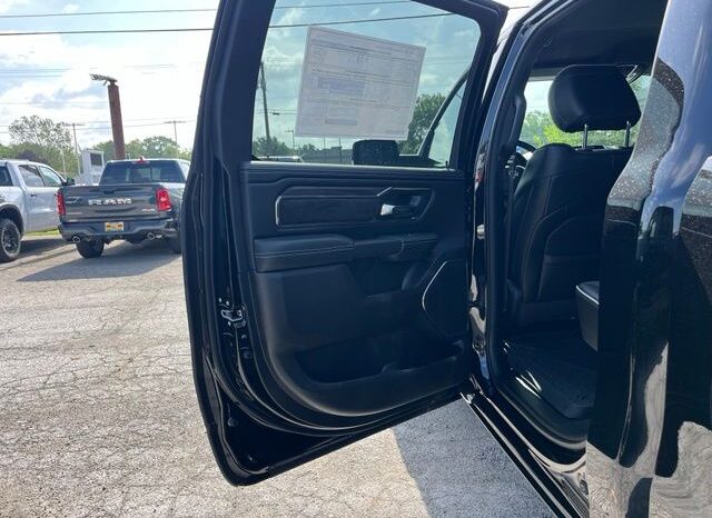 
								Ram 1500 full									