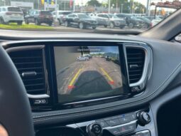 Chrysler Pacifica full
