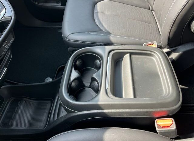 
 Chrysler Pacifica full									