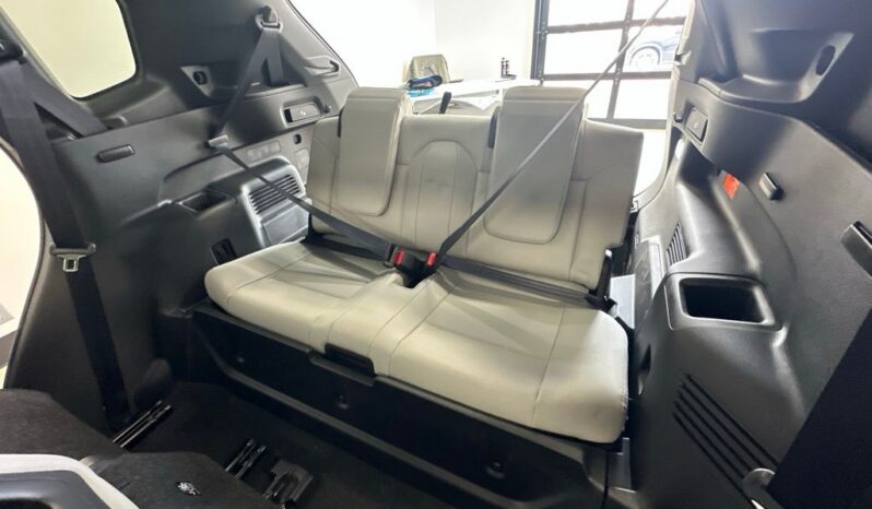 
 Mitsubishi Outlander PHEV full									