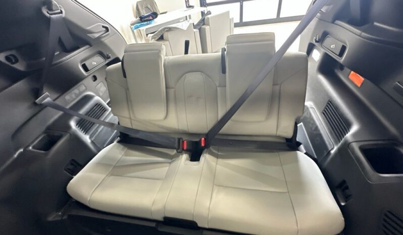 
 Mitsubishi Outlander PHEV full									