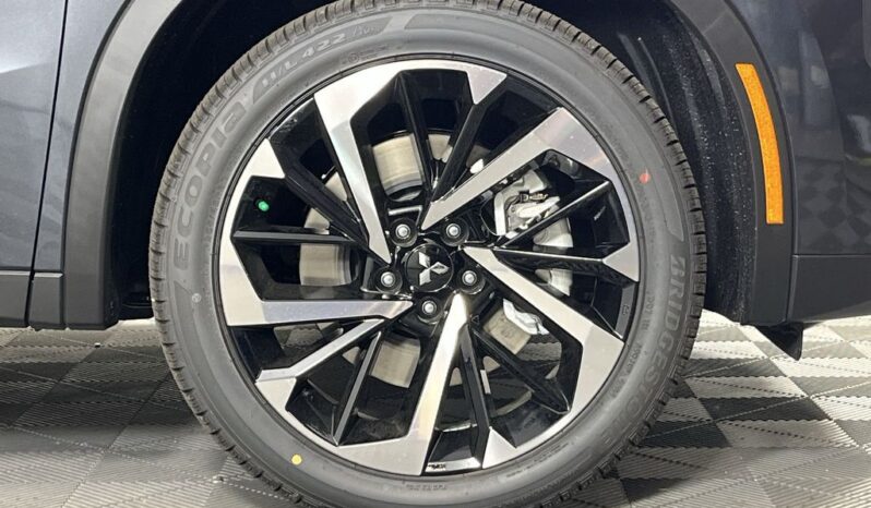 
 Mitsubishi Outlander PHEV full									