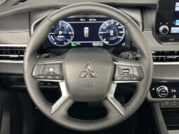 
 Mitsubishi Outlander PHEV full									