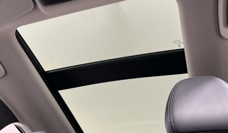 
 Mitsubishi Outlander PHEV full									