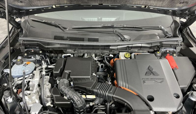 
 Mitsubishi Outlander PHEV full									