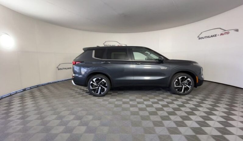 
 Mitsubishi Outlander PHEV full									