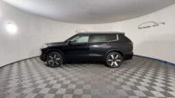 
 Mitsubishi Outlander full									