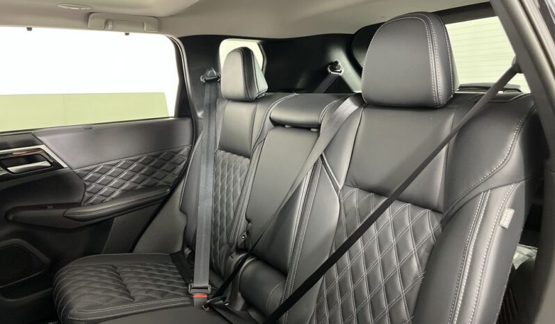 
 Mitsubishi Outlander PHEV full									