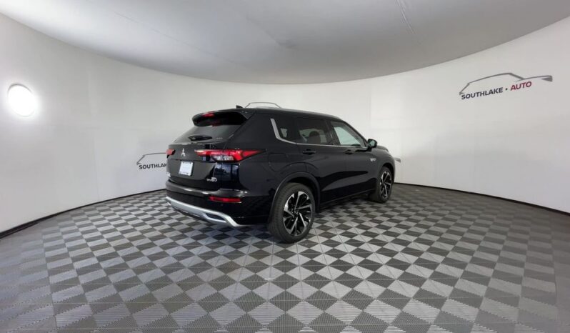 
 Mitsubishi Outlander PHEV full									