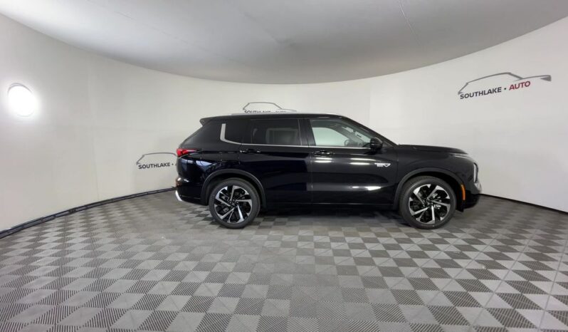 
 Mitsubishi Outlander PHEV full									