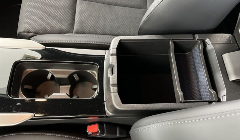 
 Mitsubishi Eclipse Cross full									