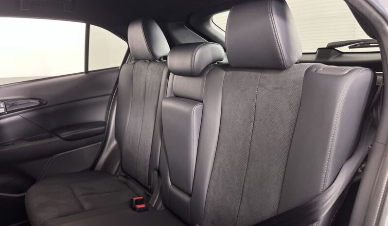 
 Mitsubishi Eclipse Cross full									