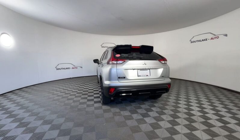 
 Mitsubishi Eclipse Cross full									