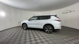 Mitsubishi Outlander full