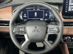 
 Mitsubishi Outlander full									