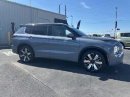 
 Mitsubishi Outlander full									