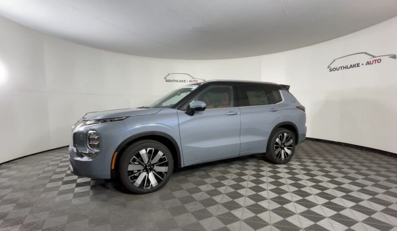 
 Mitsubishi Outlander full									