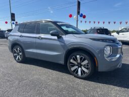 
 Mitsubishi Outlander full									
