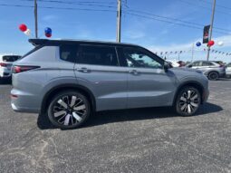 
 Mitsubishi Outlander full									