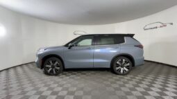 
 Mitsubishi Outlander full									