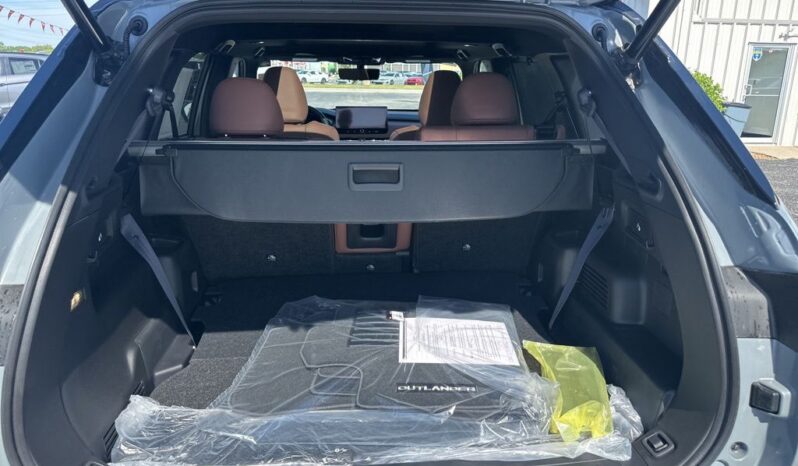 
 Mitsubishi Outlander full									