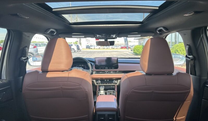 
 Mitsubishi Outlander full									