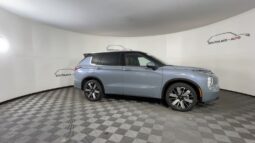 
 Mitsubishi Outlander full									