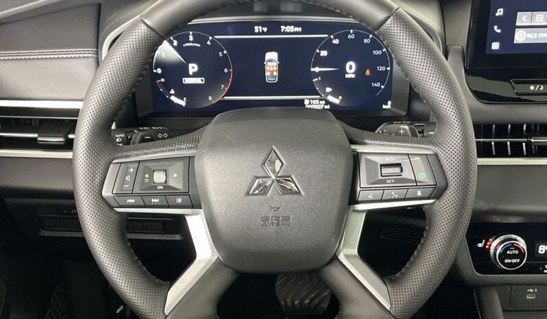 
 Mitsubishi Outlander full									
