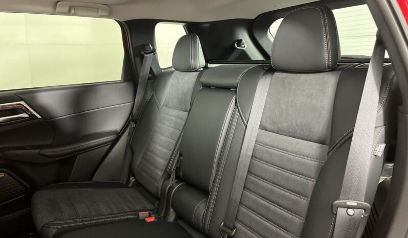 
 Mitsubishi Outlander full									