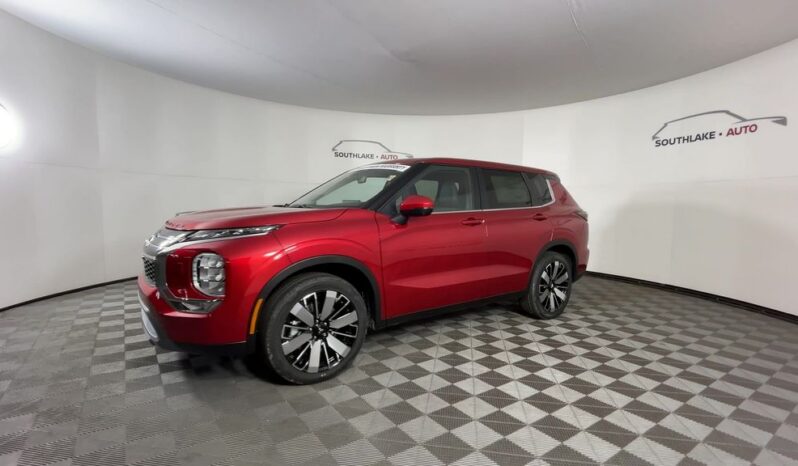 
 Mitsubishi Outlander full									
