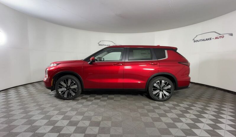 
 Mitsubishi Outlander full									