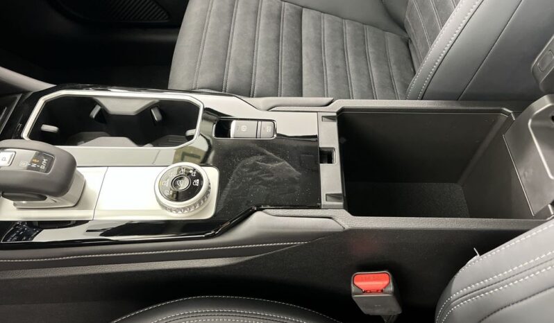 
 Mitsubishi Outlander full									