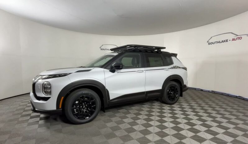 
 Mitsubishi Outlander full									