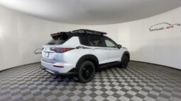 Mitsubishi Outlander full