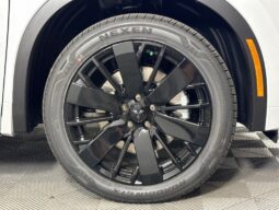 
 Mitsubishi Outlander full									