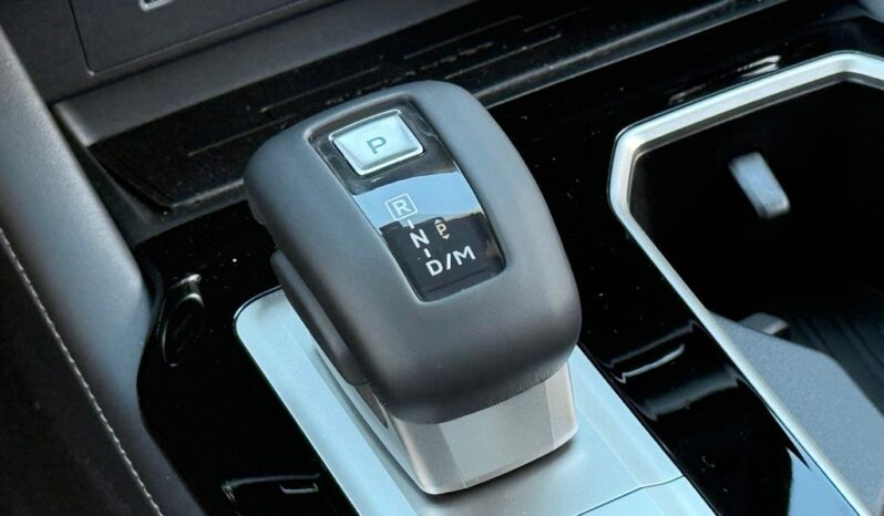 
 Mitsubishi Outlander full									